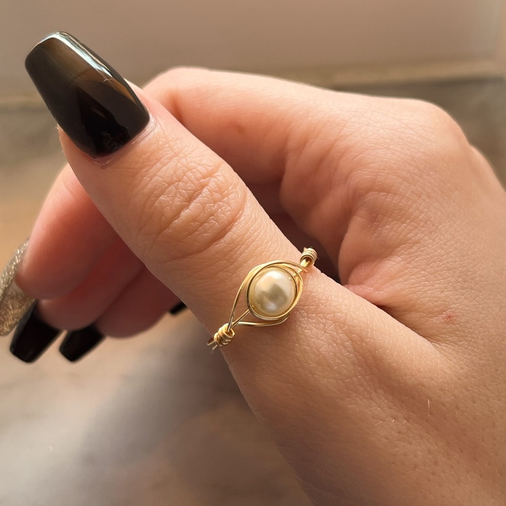 Gold wire wrapped pearl ring. Handmade. Message me your size after purchase :)